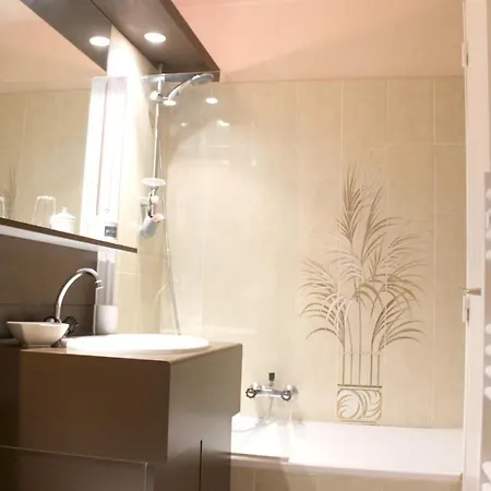 Апартаменты Studio Avenue Des Golfs *